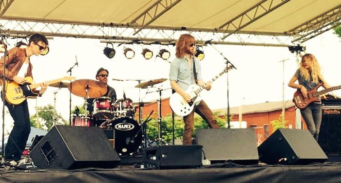 Andrew Leahey live