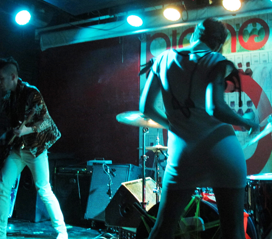 Hank-cupcakes-cakefront