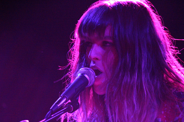 Melodys-Echo-Chamber-Band-2