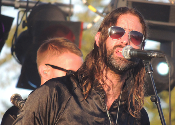 miike-snow-Lollapalooza-5-5x7